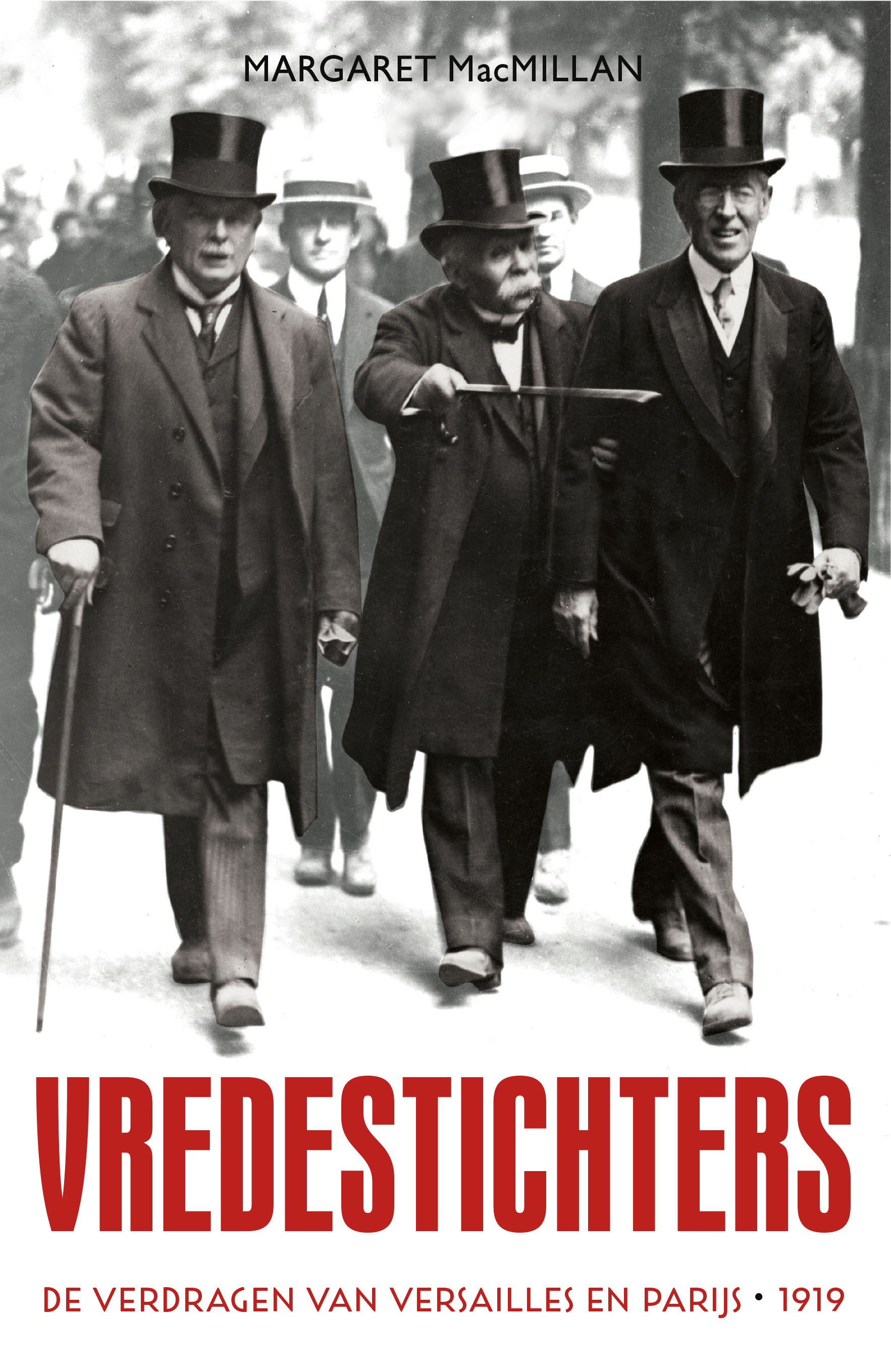OM_MacMILLAN_Vredestichters_lr